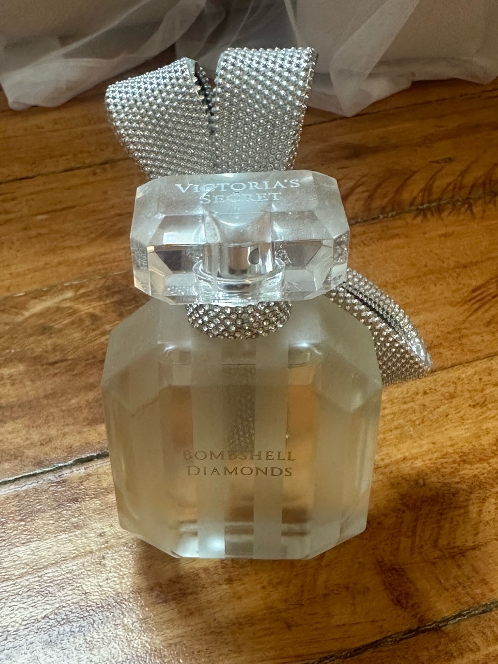 Victoria's Secret Bombshell Diamonds fragrance